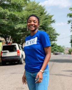Singer Simi Has Finally Come Out To Show Off Pregnancy (See Photo)
